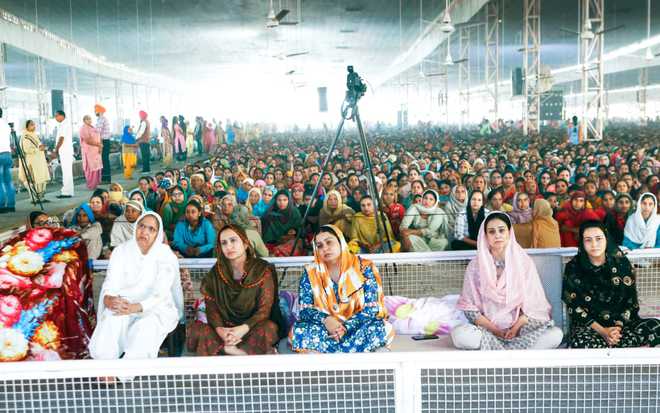 Baba Ram Rahim Reunites